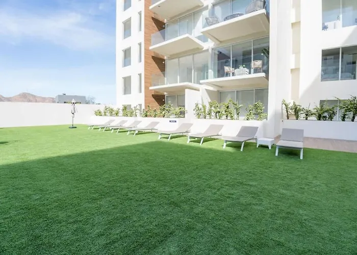 3br & Dining Steps Away * Cabo San Lucas